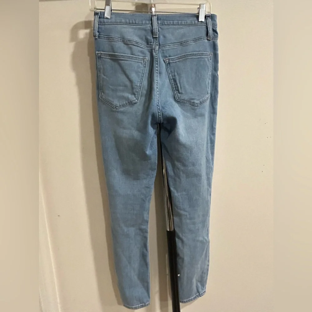 J CREW Women's High Rise Skinny Light Wash Jeans Size 27 - Picture 11 of 12